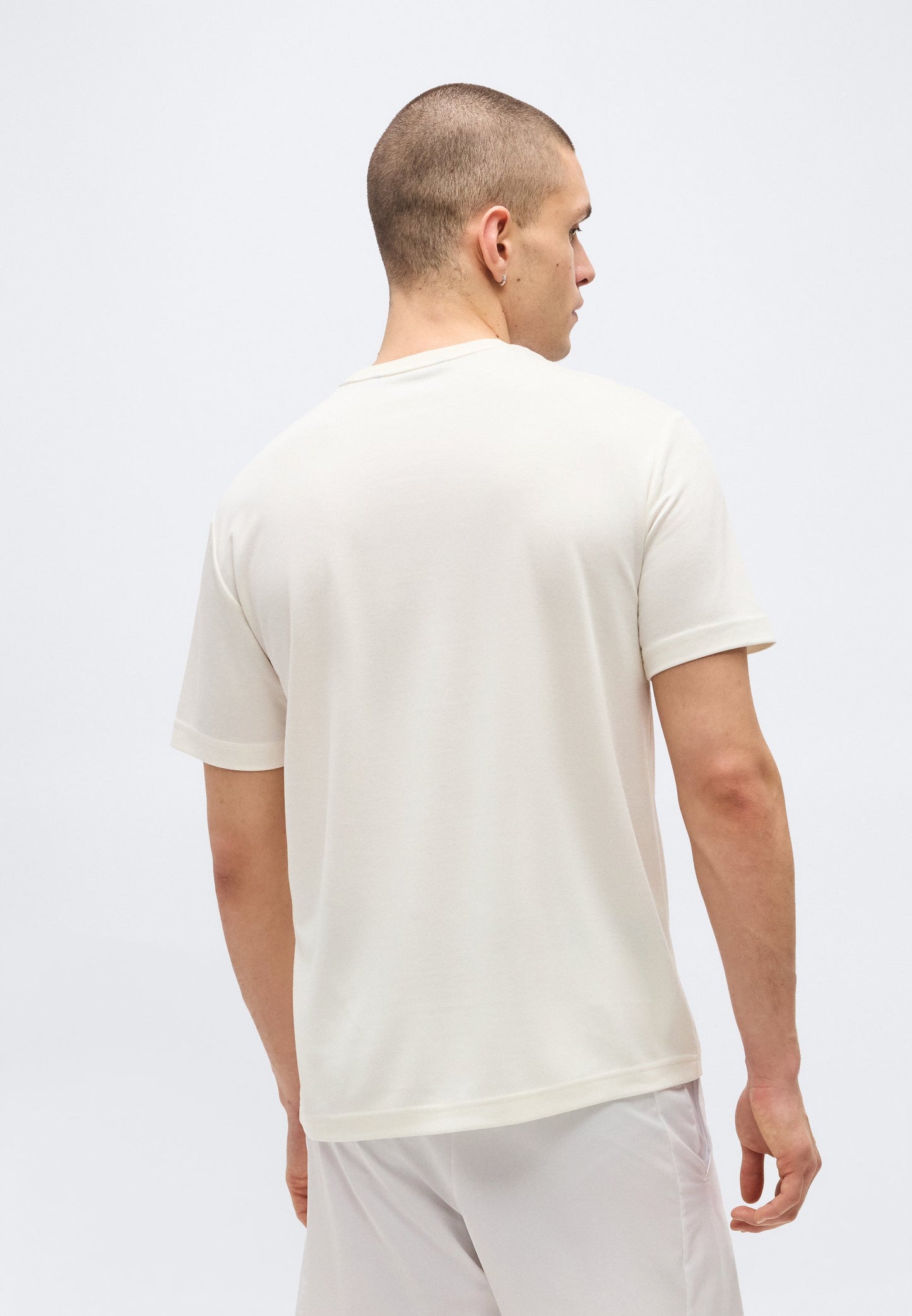 EA7 t shirt