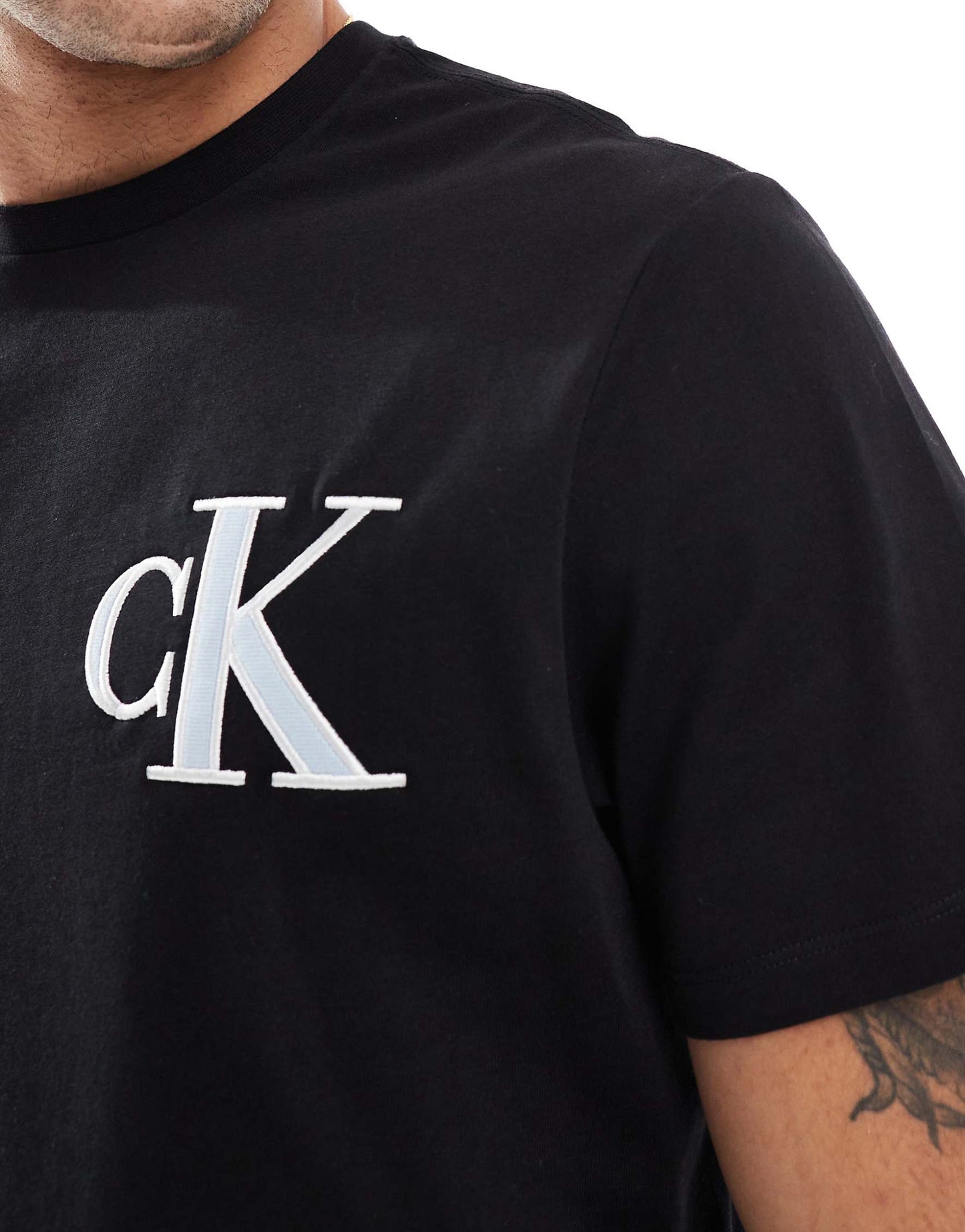 Calvin Klein t shirt