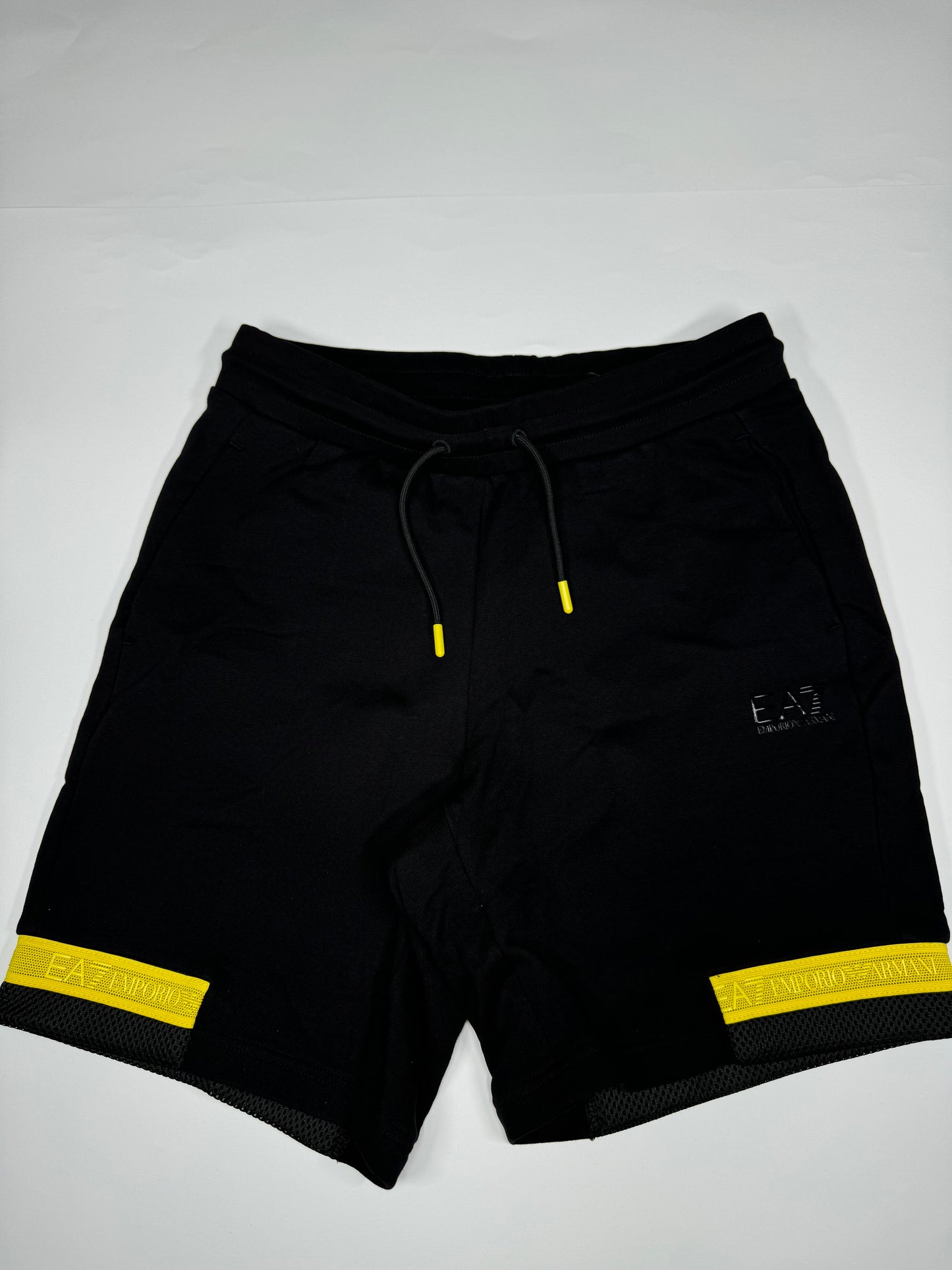 EA7 Shorts