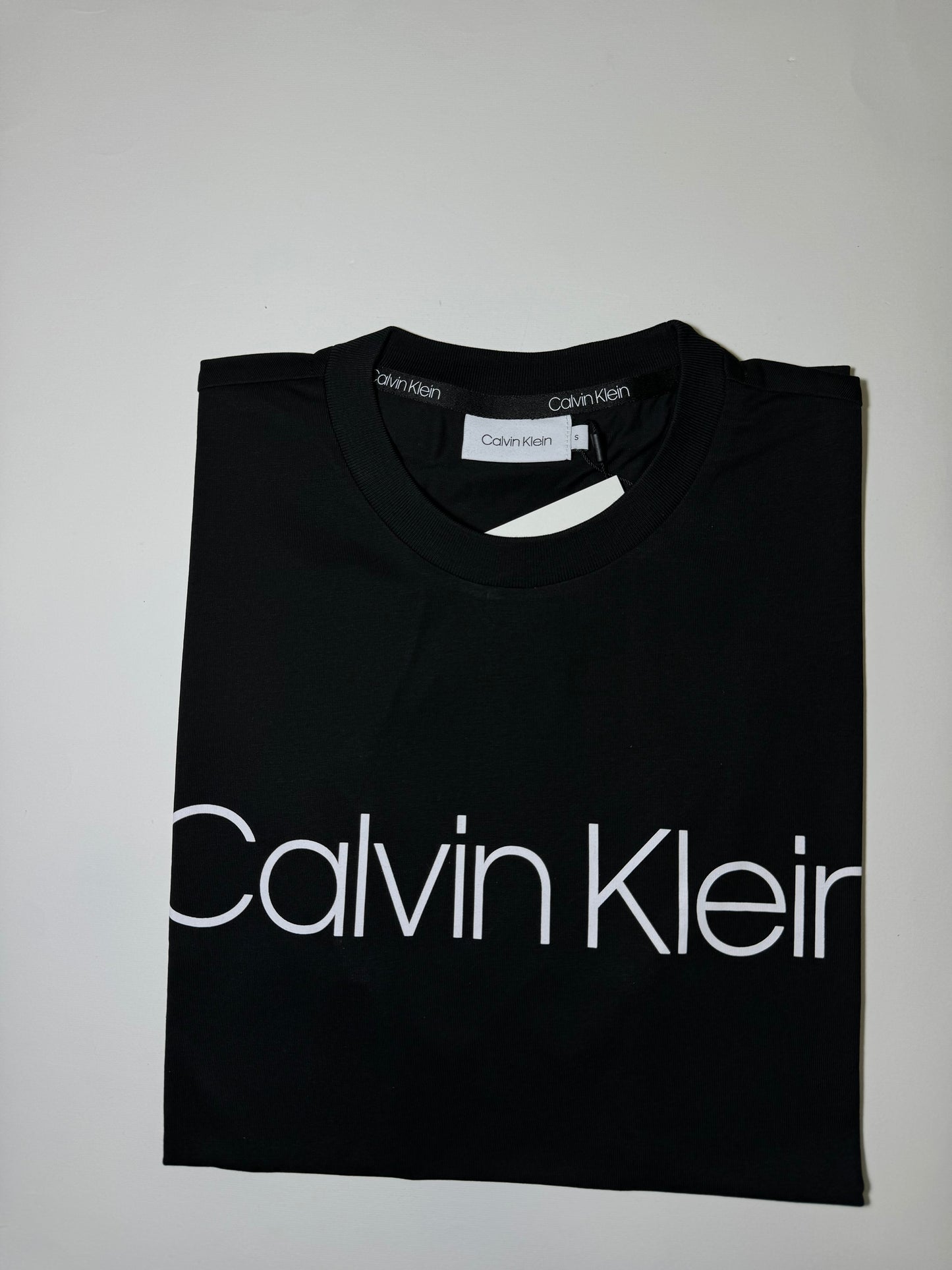 Calvin Klein T-shirt