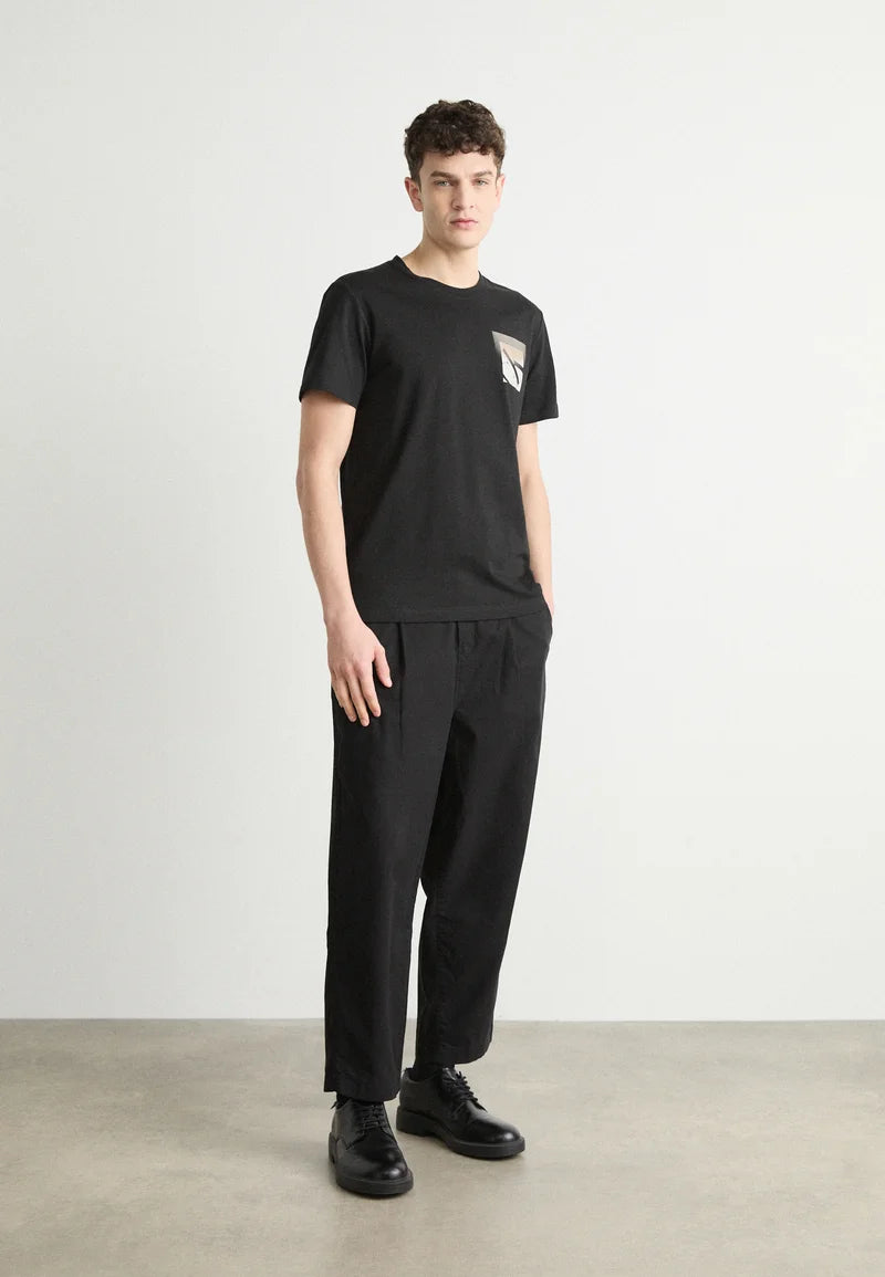 Calvin Klein t shirt