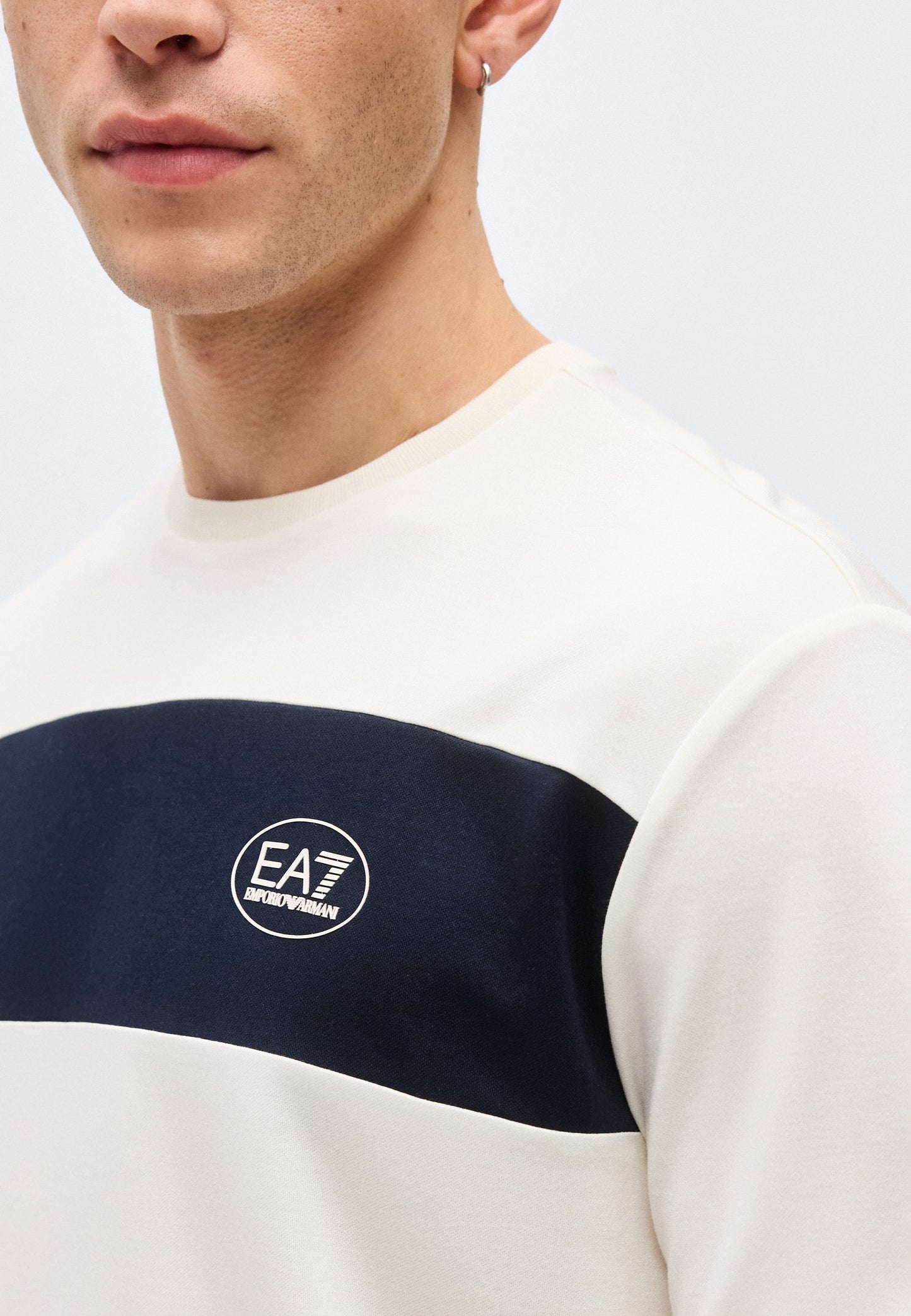 EA7 t shirt