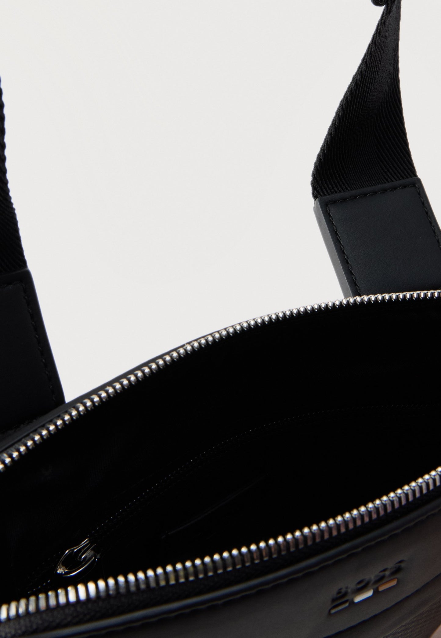 Boss shoulder bag