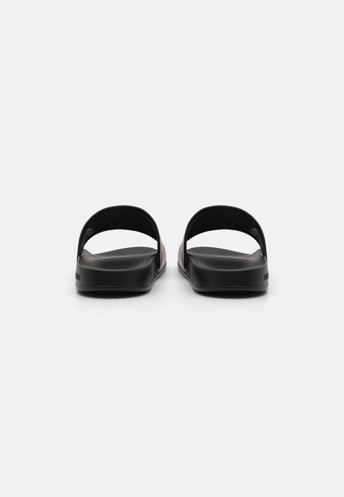 EA7 slides