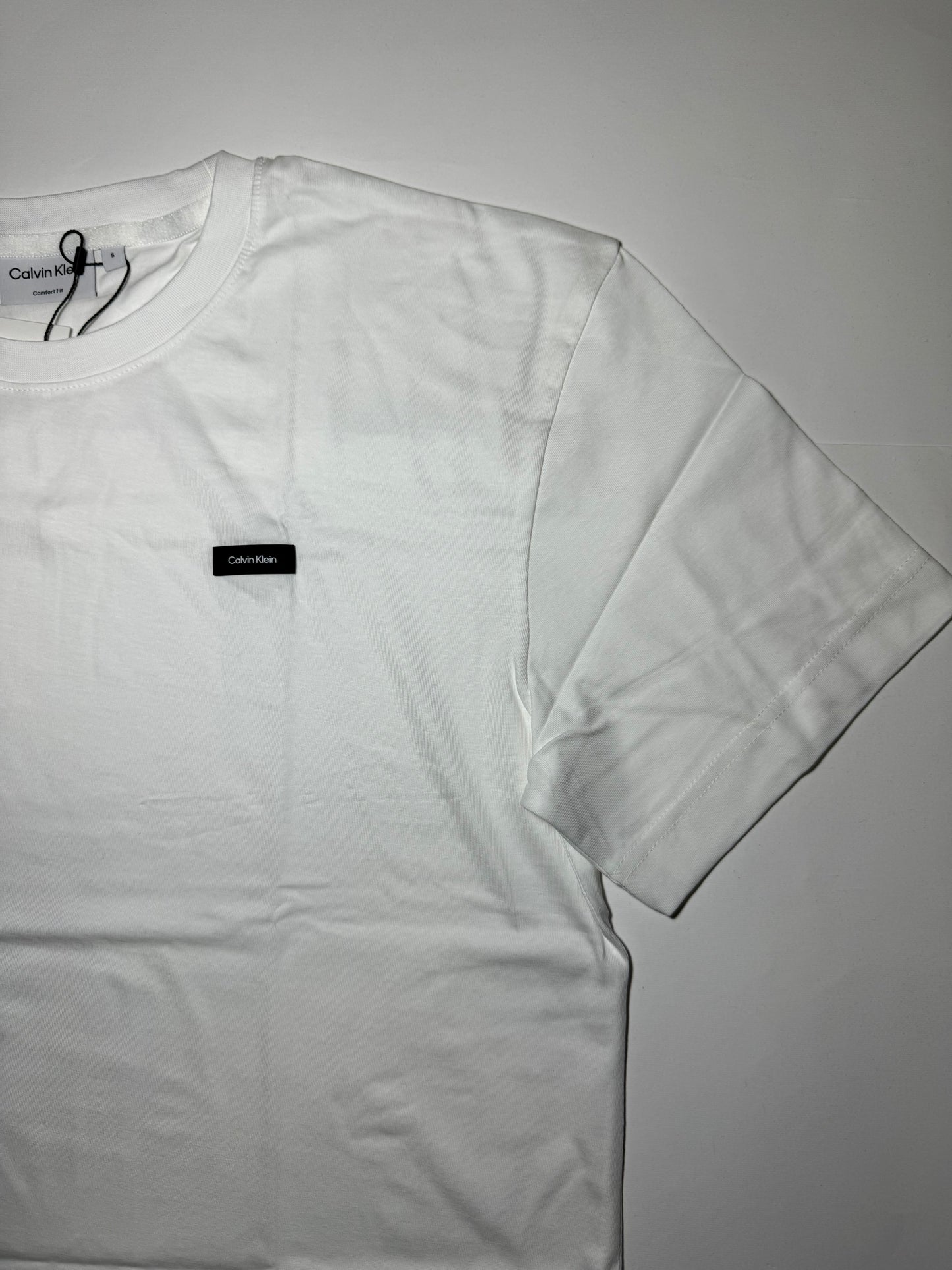 Calvin Klein T-shirt