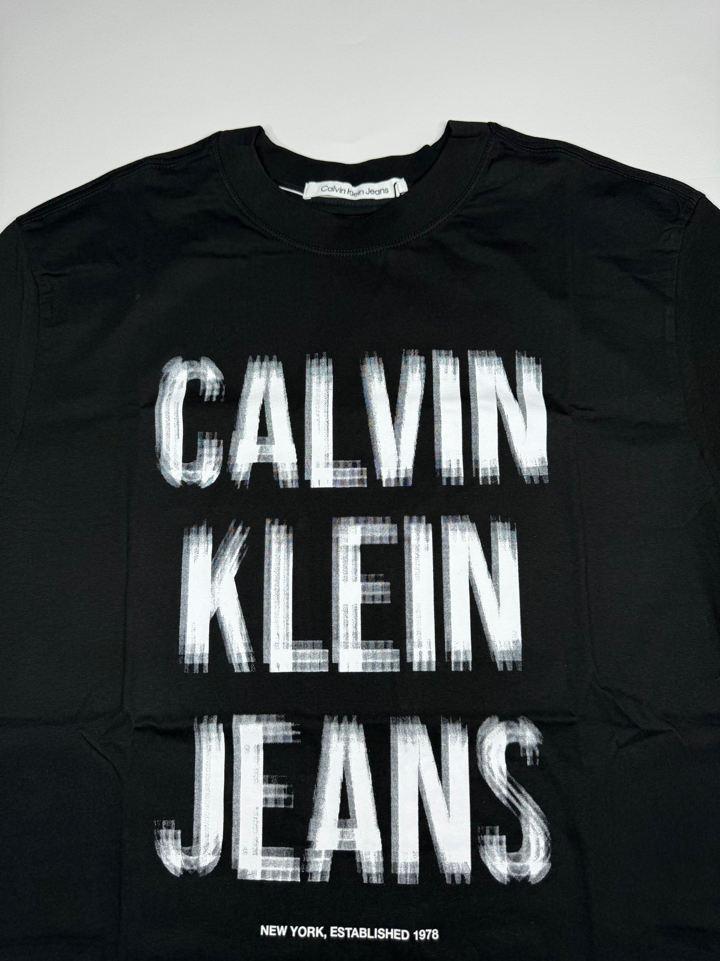 Calvin Klein T-shirt