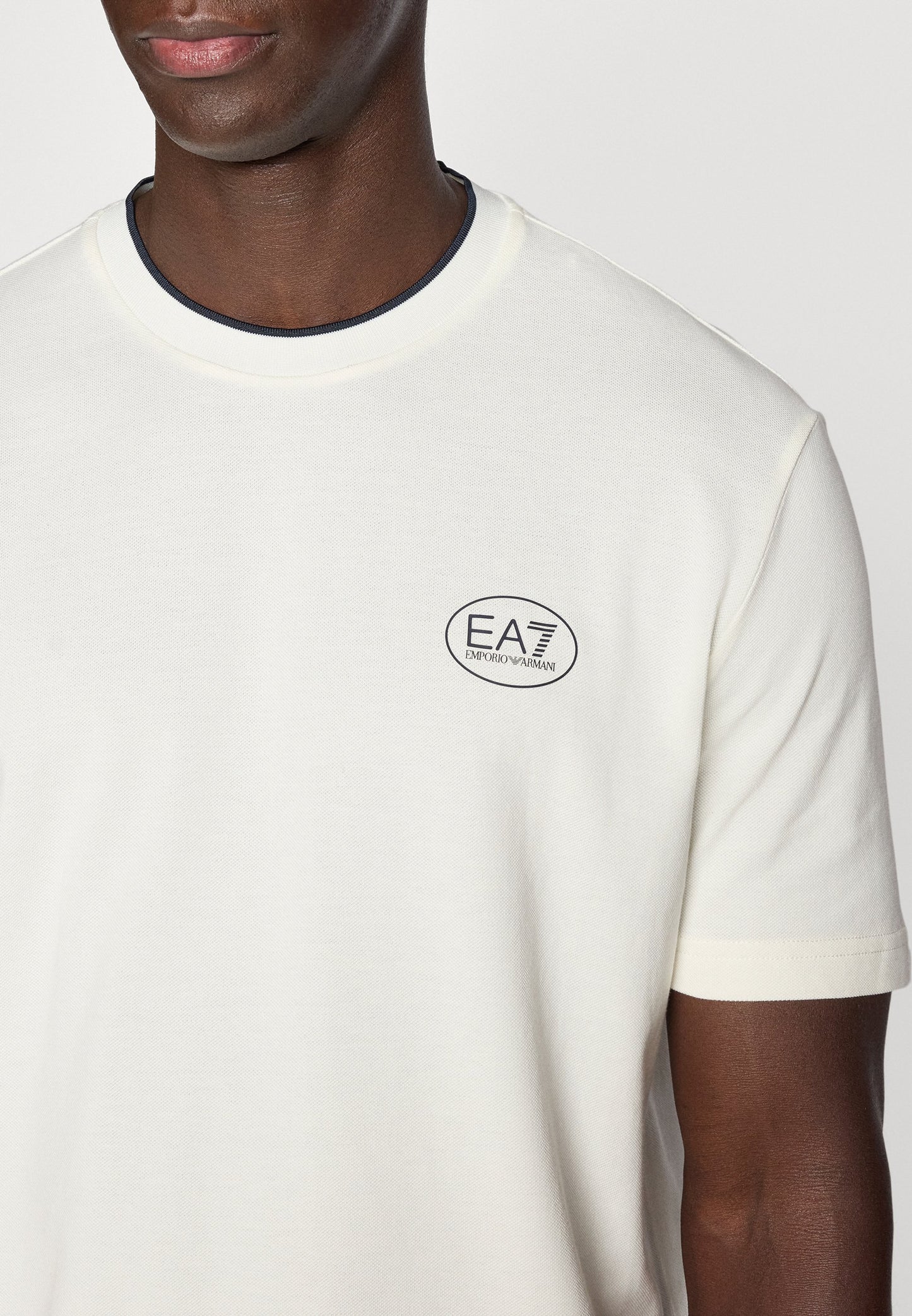EA7 t shirt