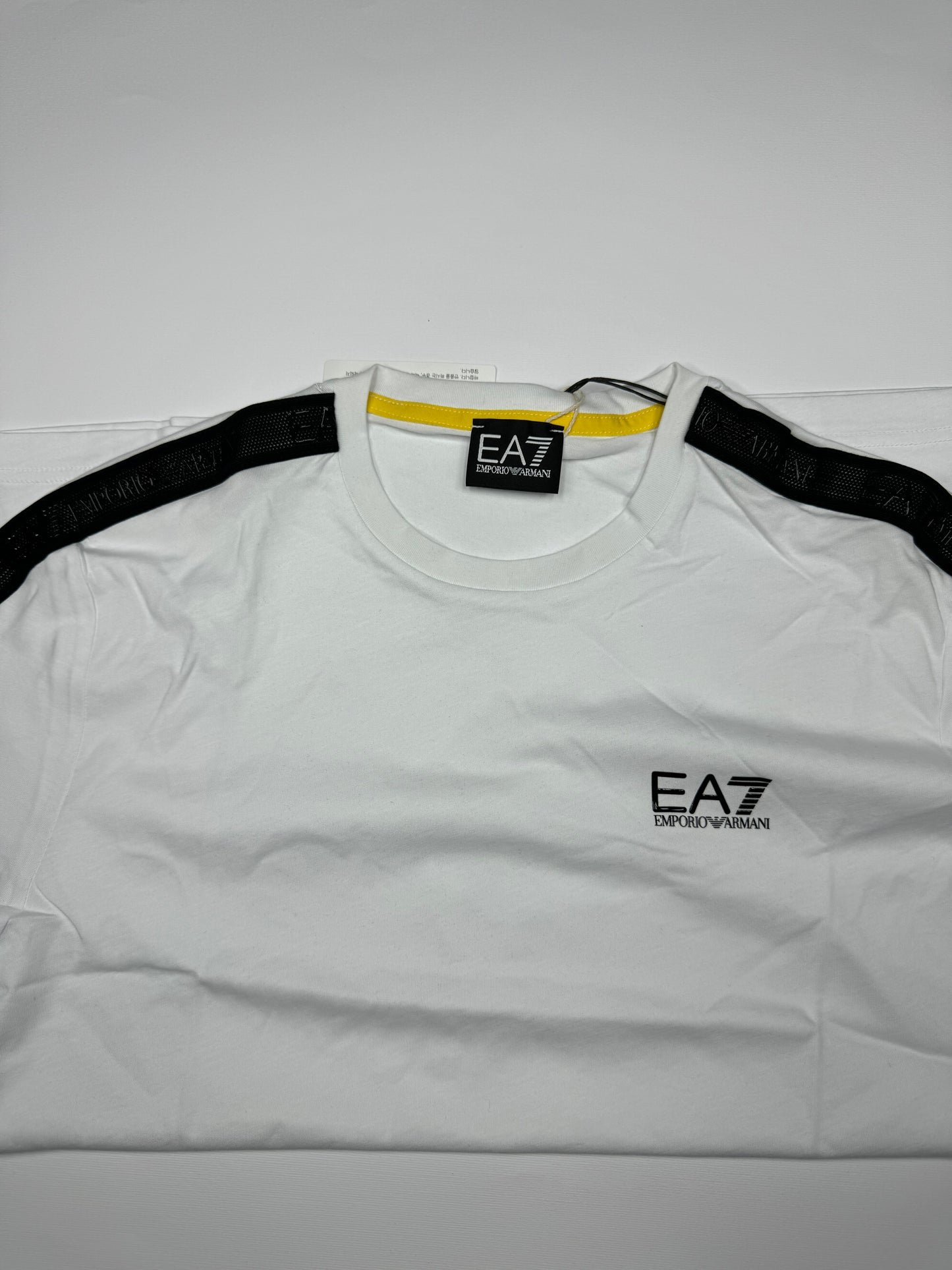 EA7 T-shirt