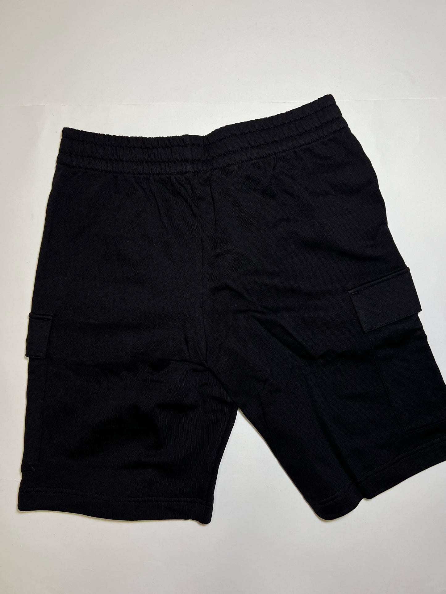 EA7 Shorts