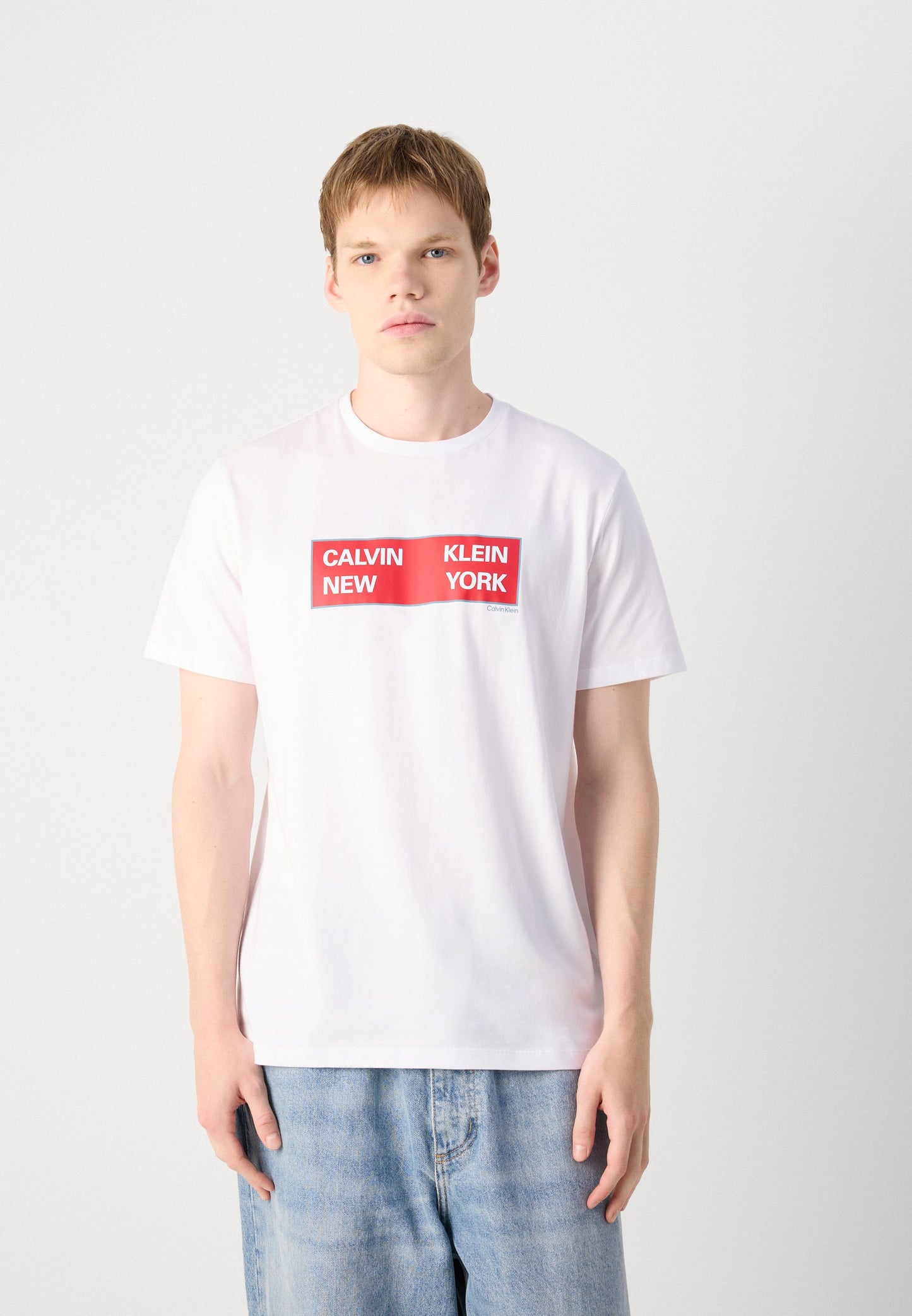 Calvin Klein t shirt