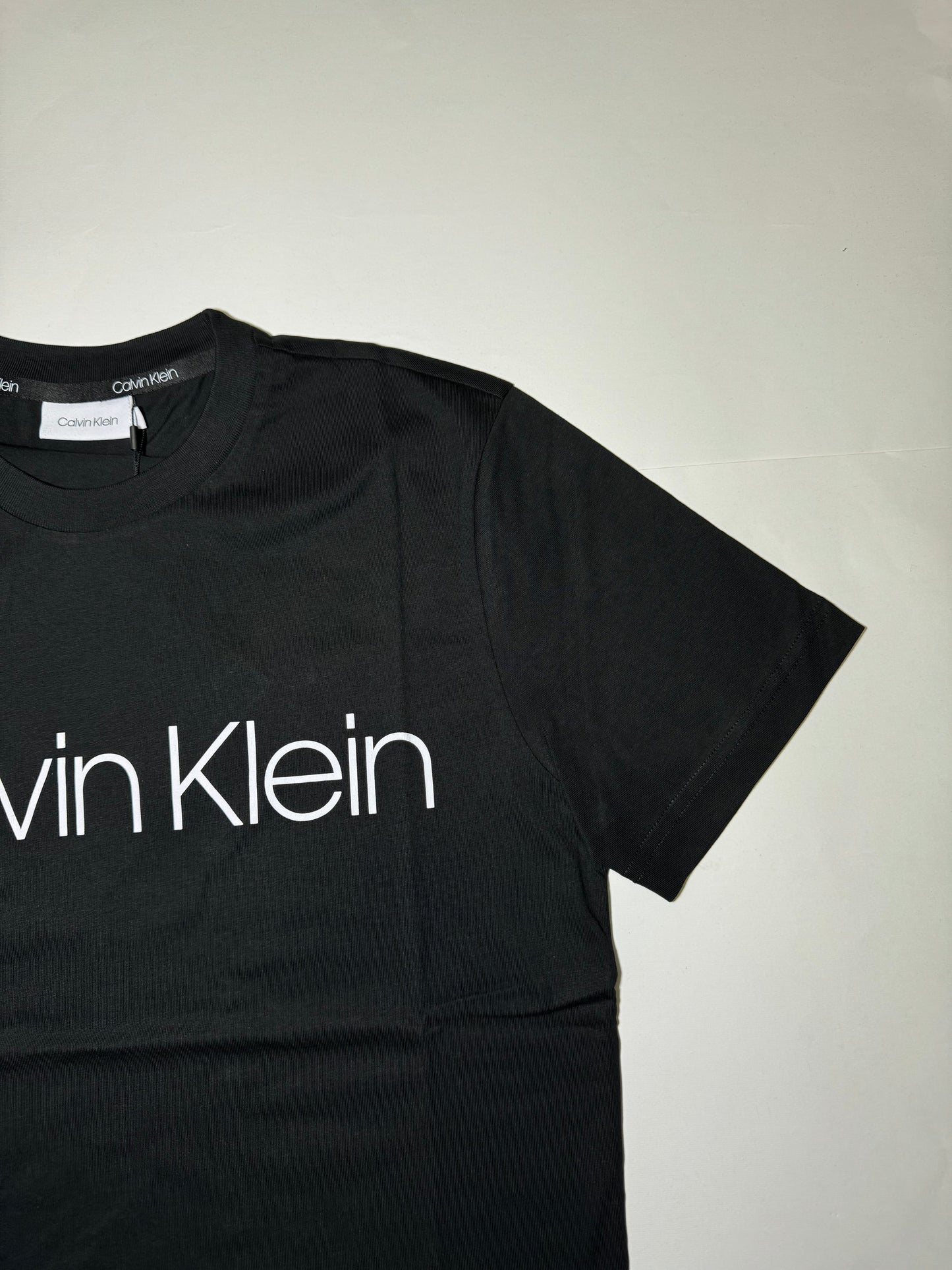 Calvin Klein T-shirt