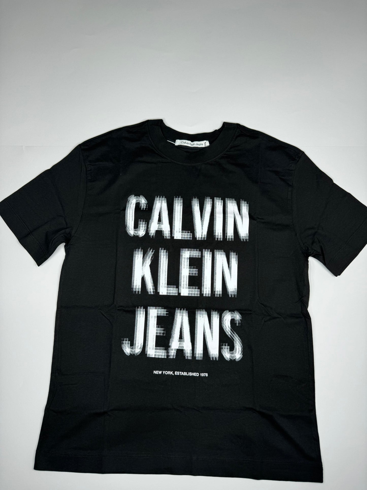 Calvin Klein T-shirt