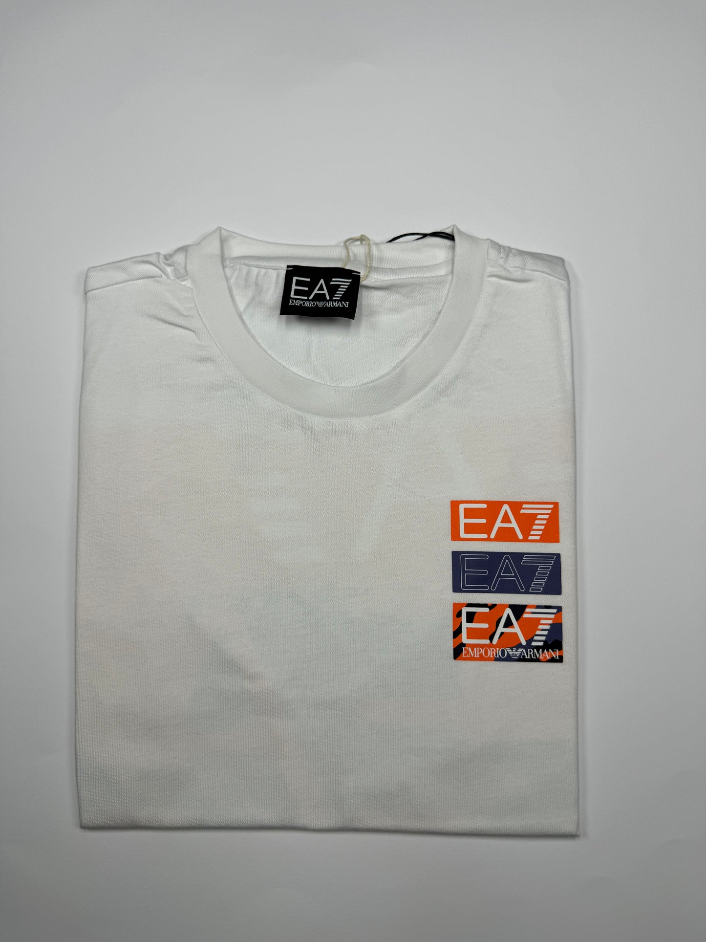 EA7 T-shirt